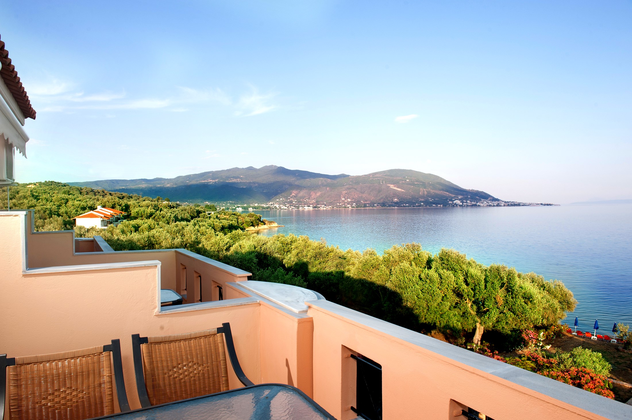 Effies House Aidipsos 21