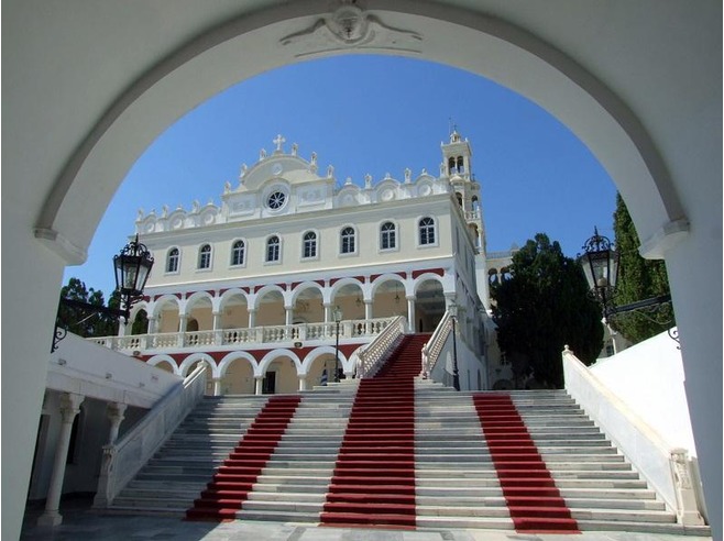 Tinos08