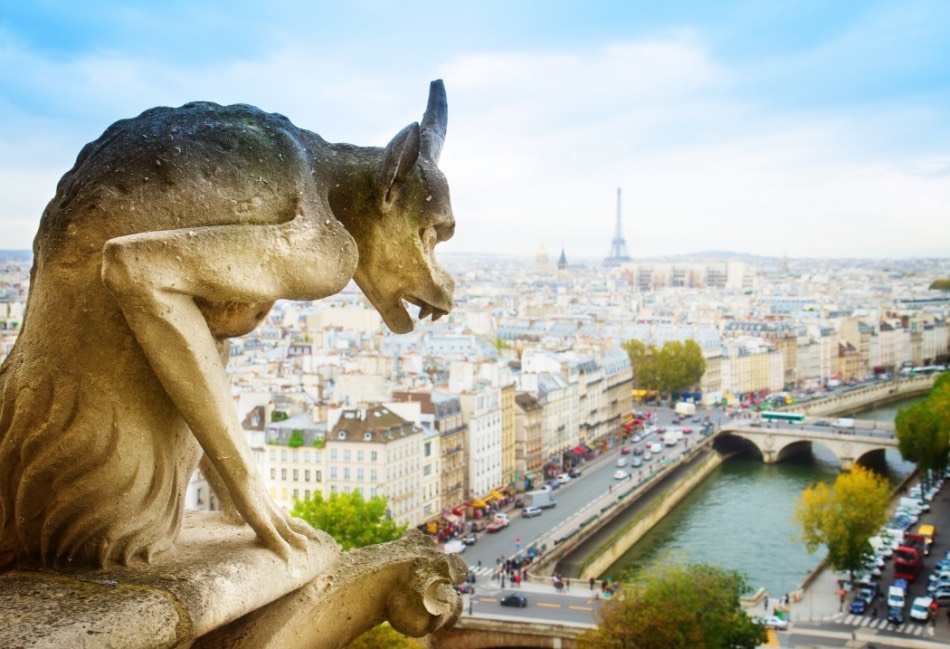 Ekdromi Paris 10